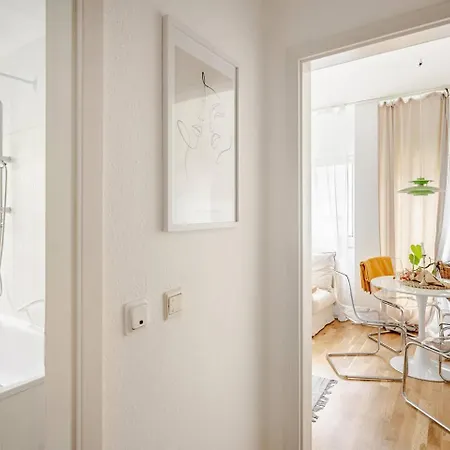 Modernes Designer Loft Mit Flair In Hochheim & Tiefgarage