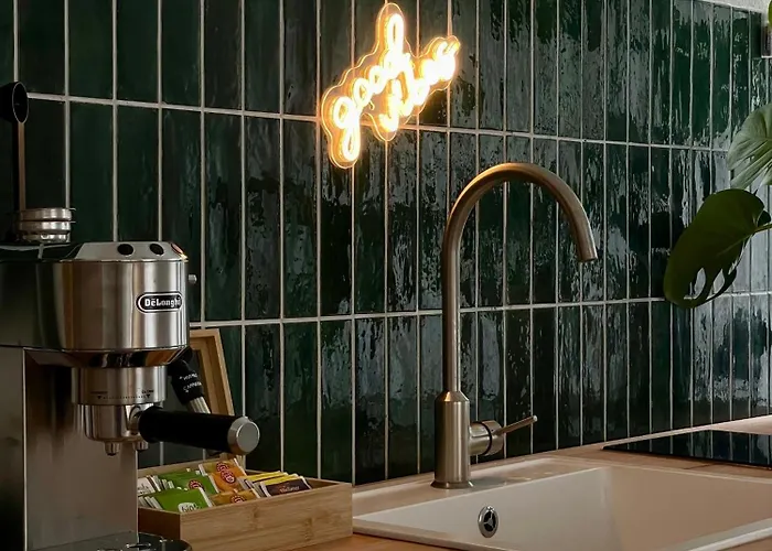 Modernes Designer Loft Mit Flair In Hochheim & Tiefgarage *