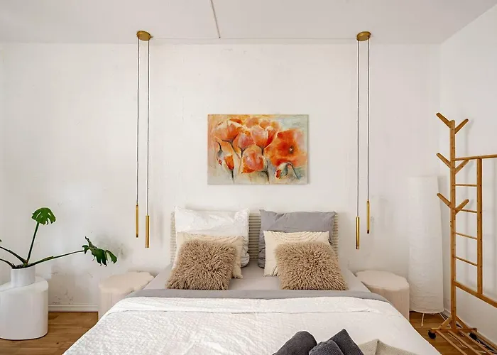 Modernes Designer Loft Mit Flair In Hochheim & Tiefgarage *